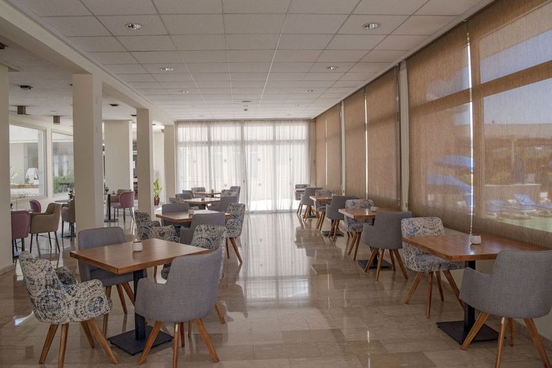 Kissos Hotel - Image 8
