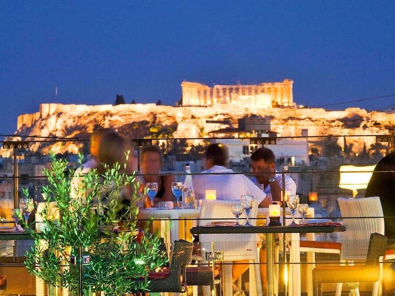 Novotel Athenes - Image 7