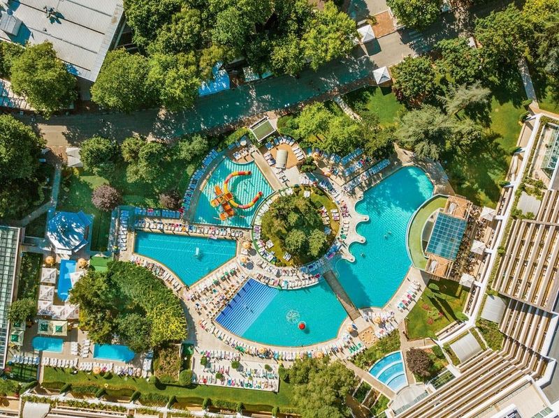 Flamingo Grand - Image 9
