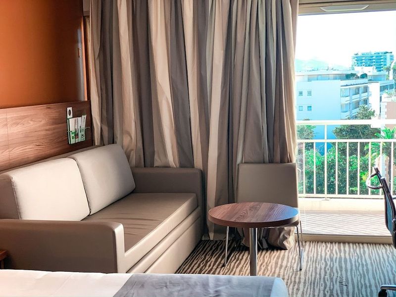 Luxotel Cannes - Image 7