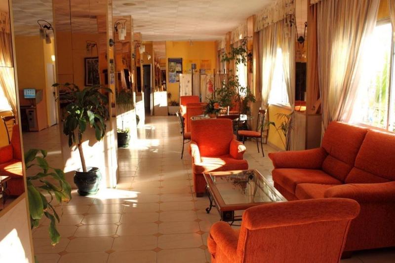 Apartamentos Buensol - Image 3