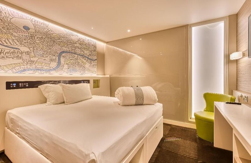 hub by Premier Inn London Soho - Image 6