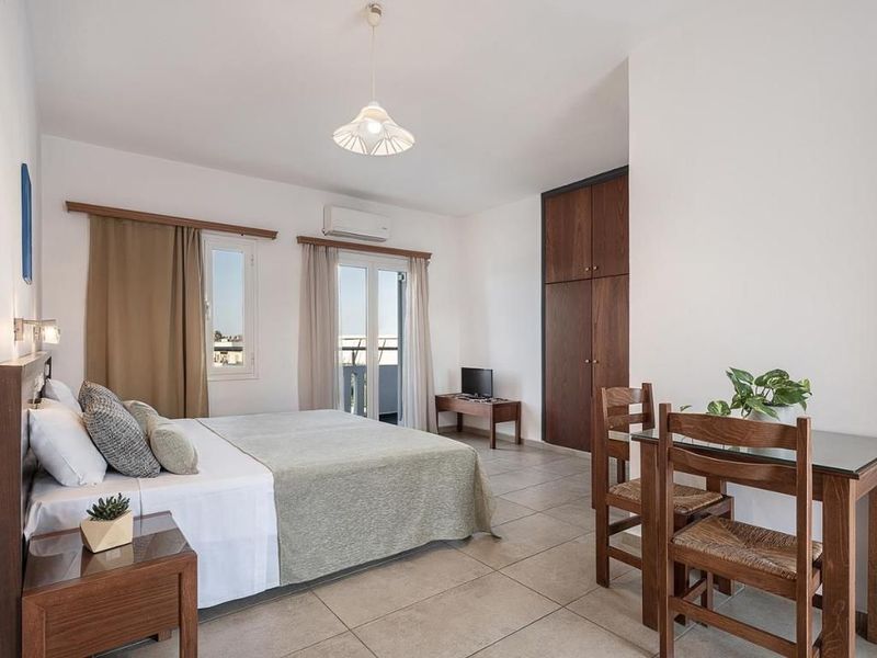 Nontas Suites - Image 3