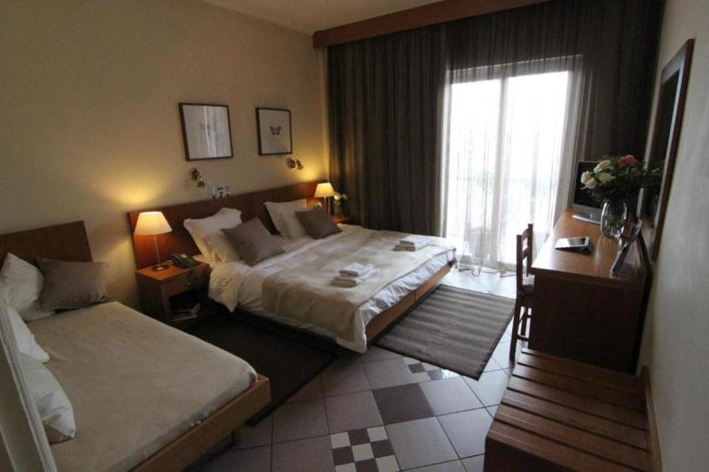 Achillion Hotel - Image 7