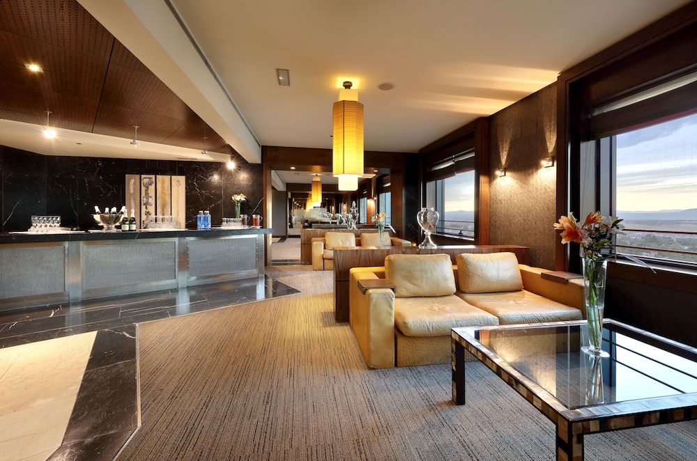 Eurostars Suites Mirasierra - Image 9