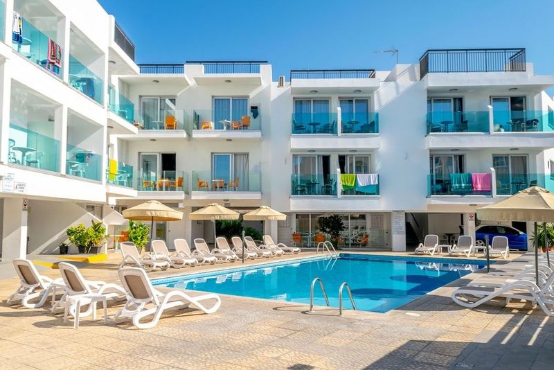 A. Maos Hotel Apartments - Image 7