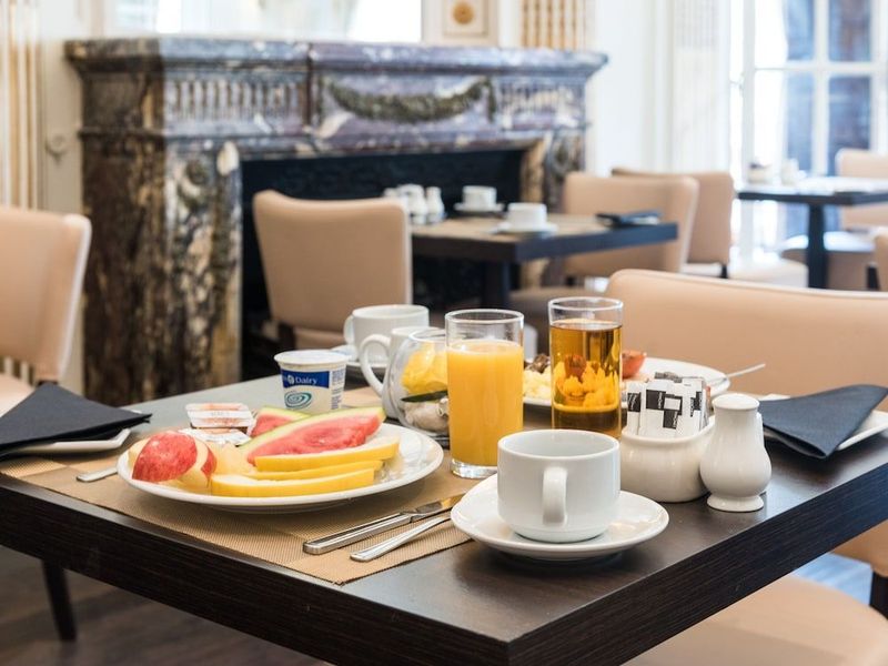 Grand Royale Hyde Park - Image 3