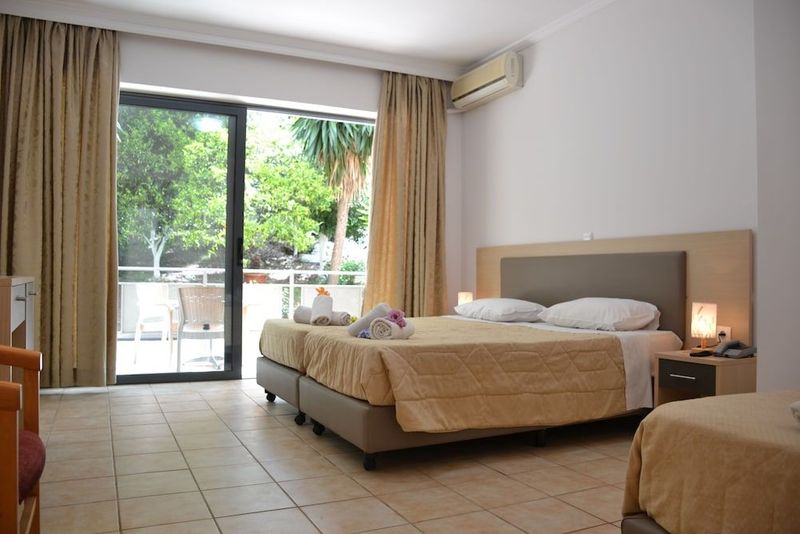 Dassia Holiday Club - Image 2