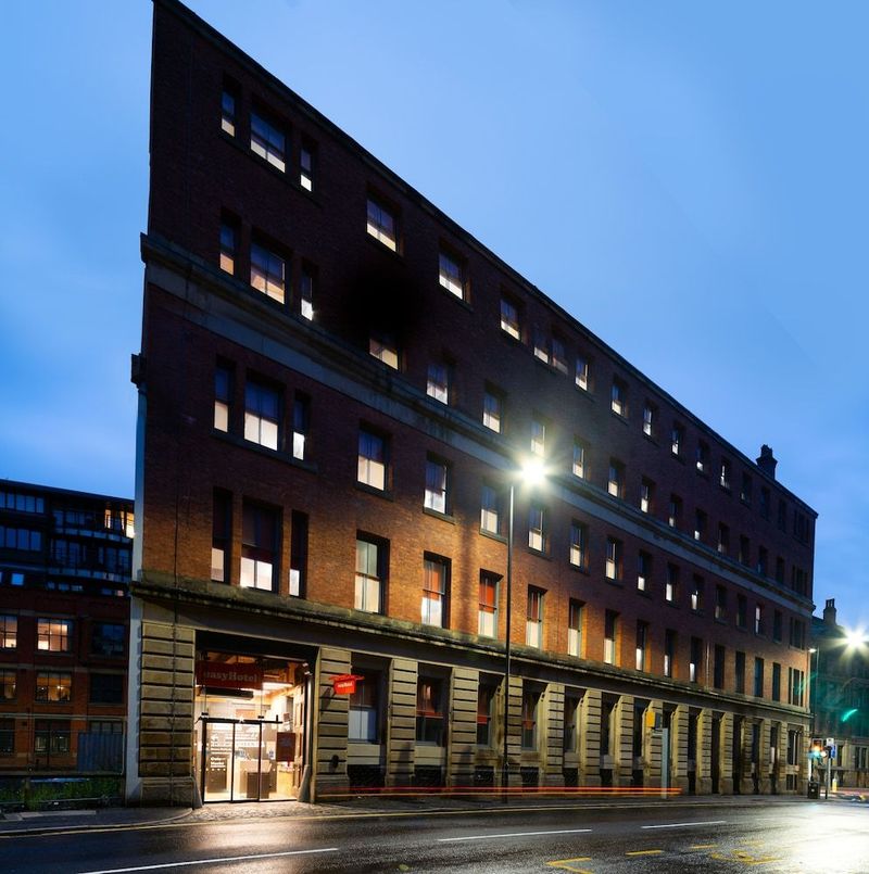 easyHotel Manchester - Image 2