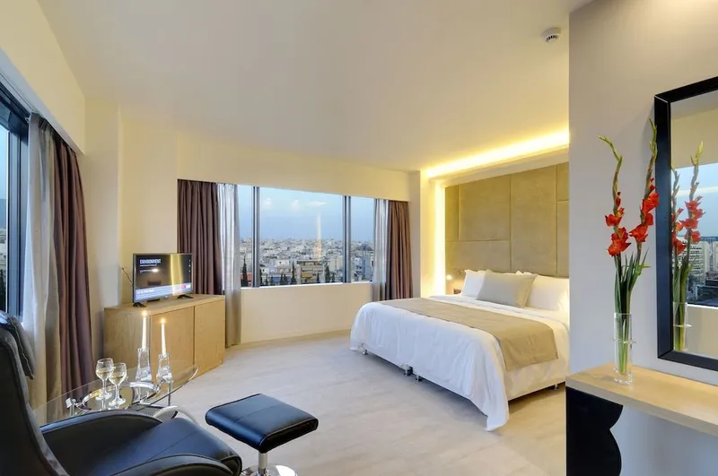Athens Avenue Hotel