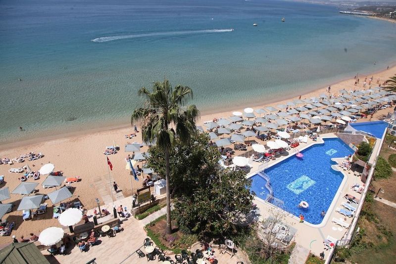 Aska Just In Beach - Image 6