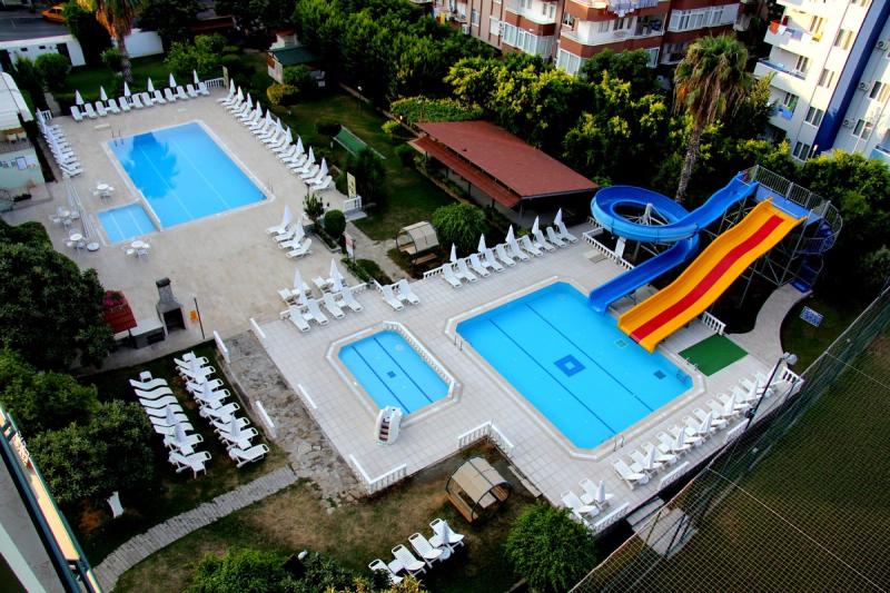 Green Park Apart Hotel - Image 4