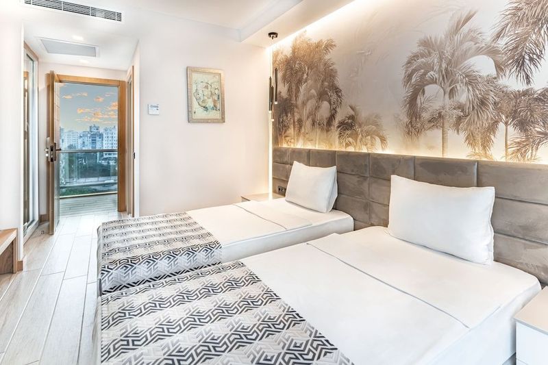 Pearly Hotel - Image 8