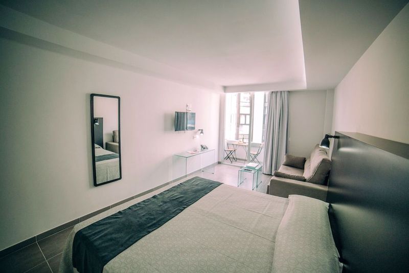 Mannix Urban Apartments - Image 7