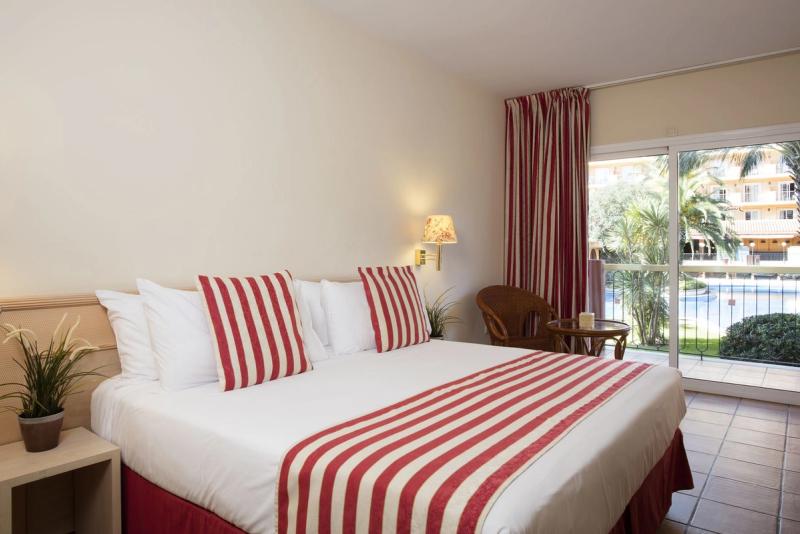Luna Club Hotel Yoga & Spa - Image 2