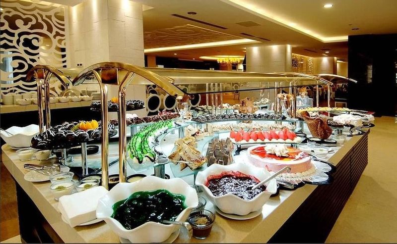 Seamelia Beach Resort & Spa - Image 3