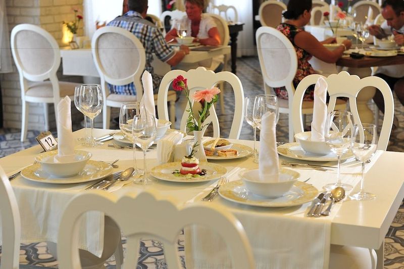 LRS Lake & River Side Hotel & Spa - Image 2