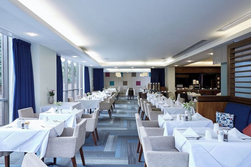 Stamford Bridge Hotel London - Image 8