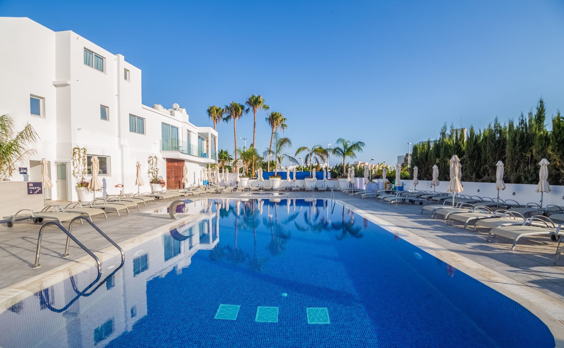 Protaras Plaza Hotel - Image 1