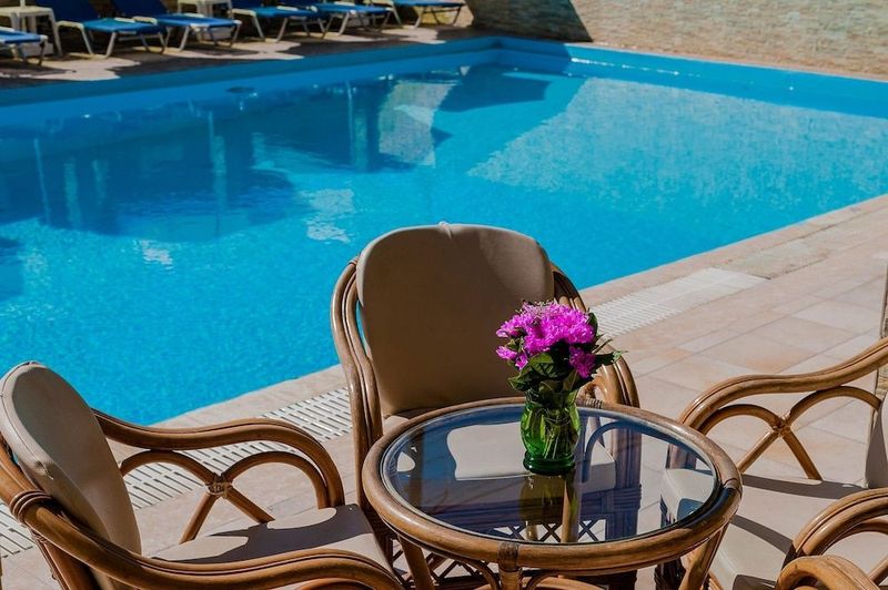 Esmeralda Hotel - Image 2