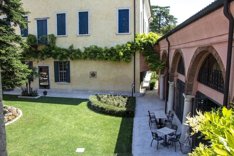 Villa Quaranta Tommasi Wine Hotel & Spa - Image 6