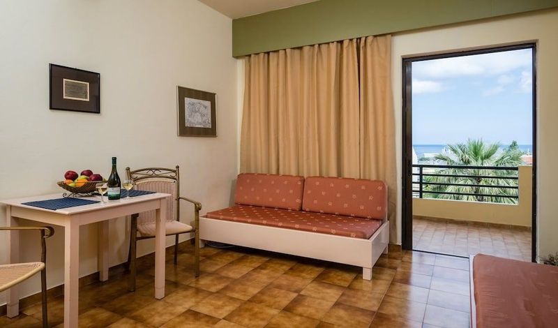 Nireas Hotel - Image 4