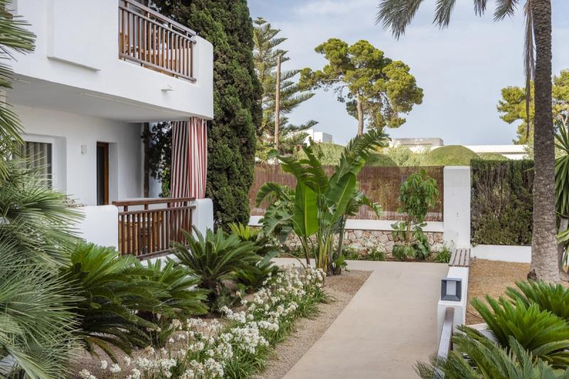 Inturotel Esmeralda Garden - Image 8