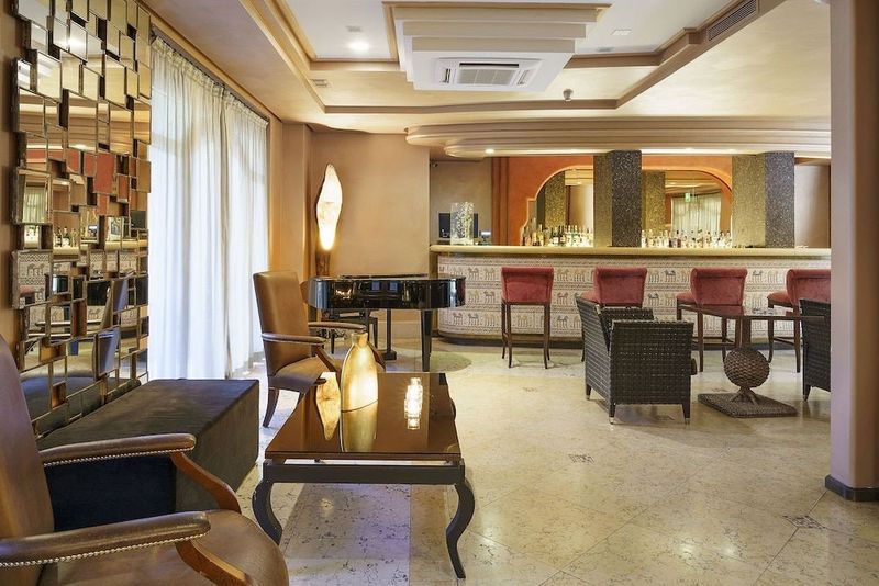 Romano Palace Luxury Hotel - Image 10