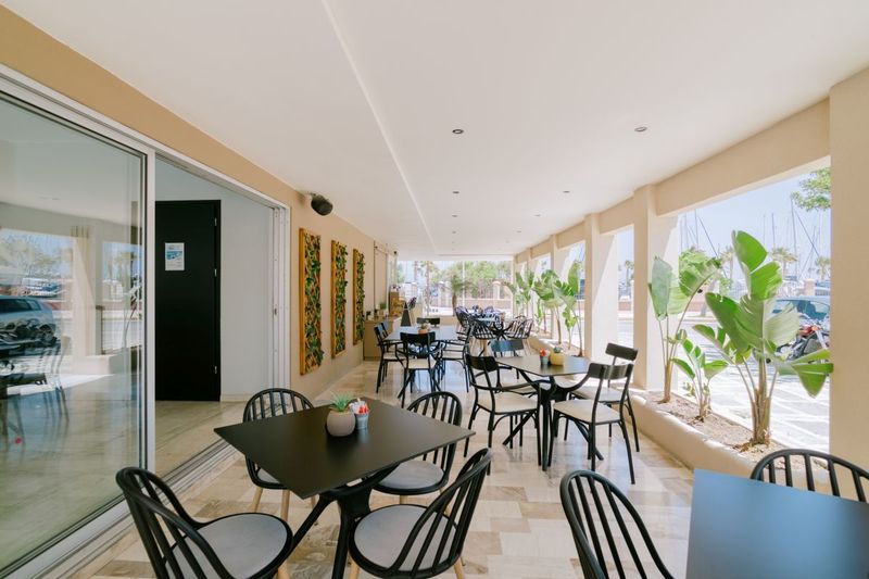 Zephyros Hotel - Image 3