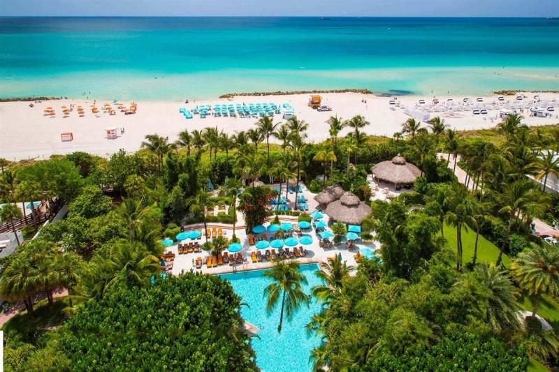 The Palms Hotel and Spa - Image 2