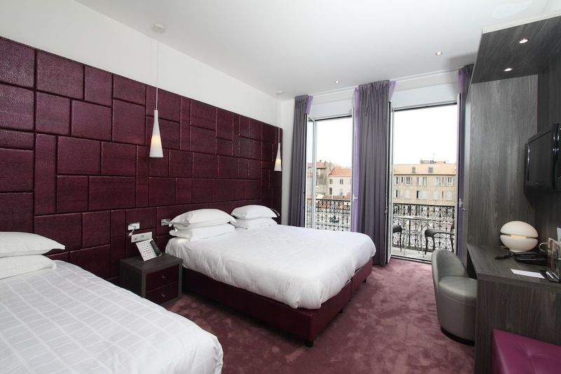 Golden Tulip Cannes Hotel de Paris - Image 9
