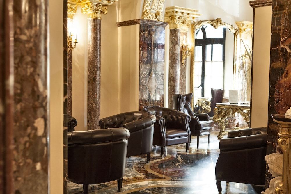 Hotel Des Epoques - Image 3