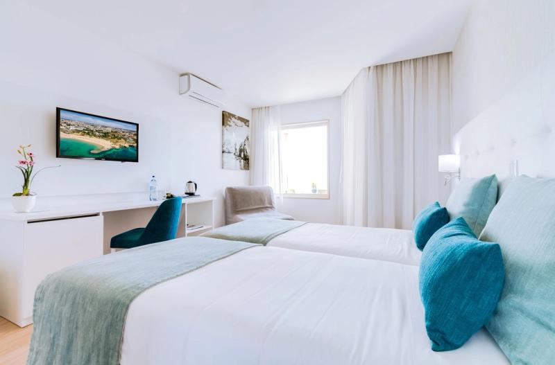 Auramar Beach Resort - Image 2