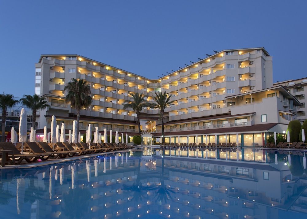 Billede av hotellet Febeach Hotel - nummer 1 af 10