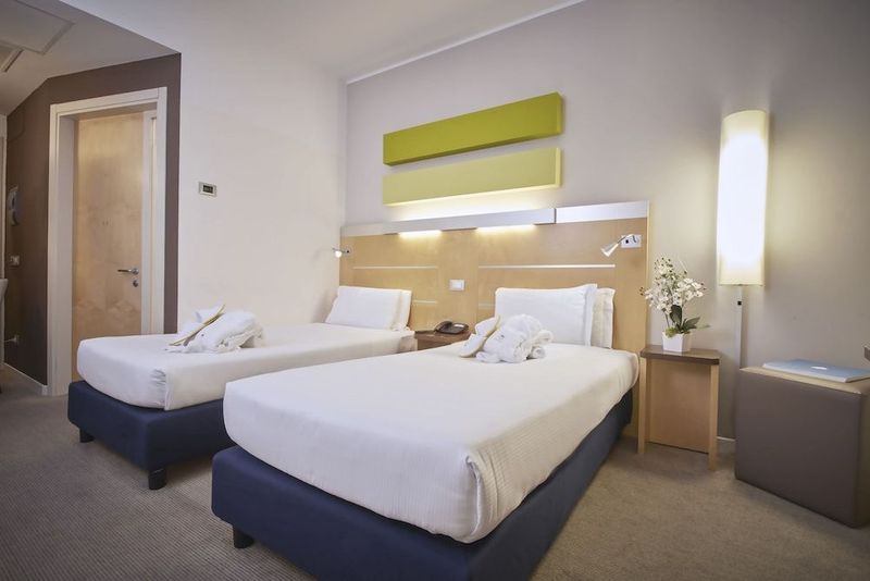iH Hotels Milano Gioia - Image 10