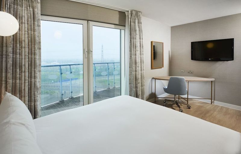 DoubleTree by Hilton London ExCel - Image 7