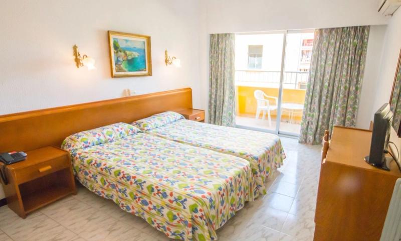 Hotel Amic Gala - Image 3