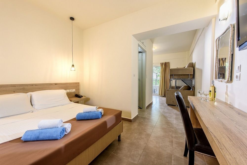 Katrin Hotel & Bungalows - Image 2