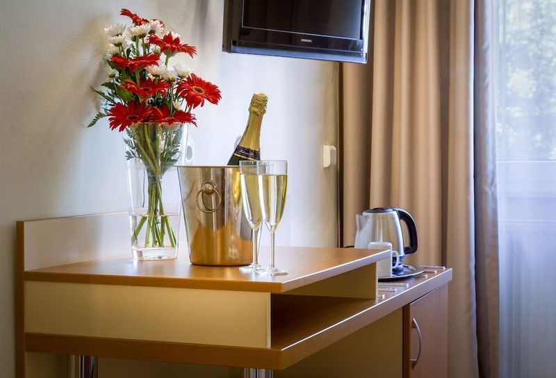Aida Hotel - Image 2