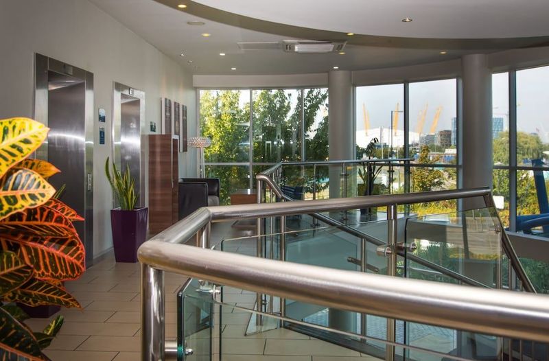 Holiday Inn Express London Greenwich - Image 7