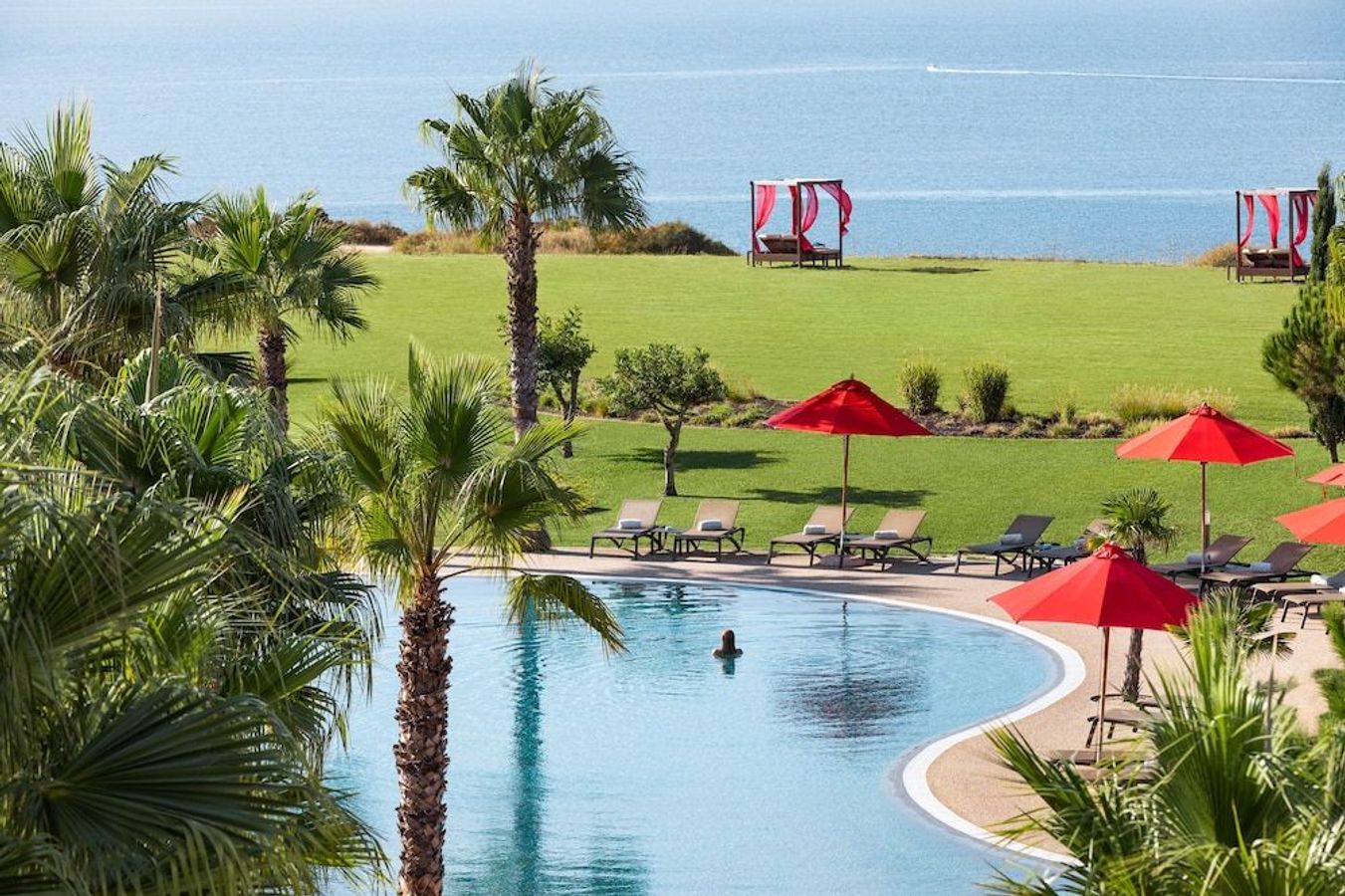 Cascade Wellness Resort ligger i Lagos på Algarvekysten.