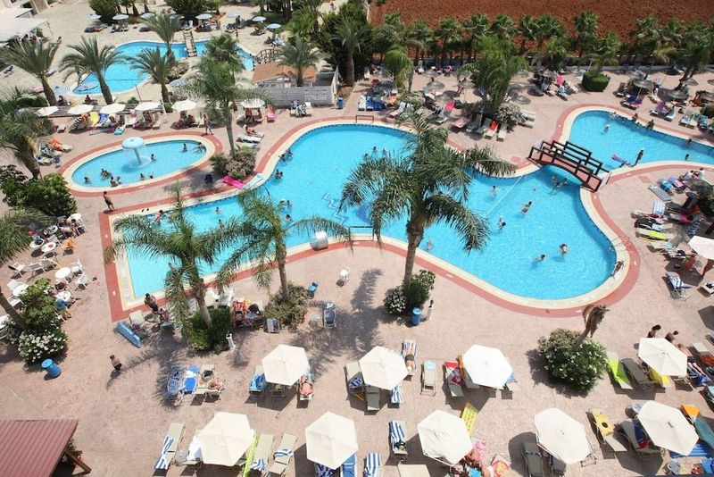 Tsokkos Gardens Hotel - Image 10