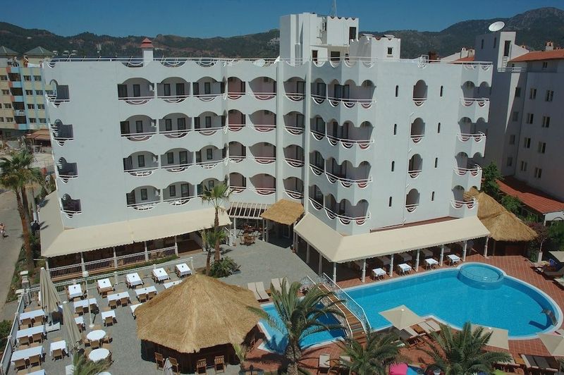 Hawaii Hotel - Image 4