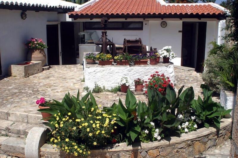 Oasis Guesthouse - Image 10
