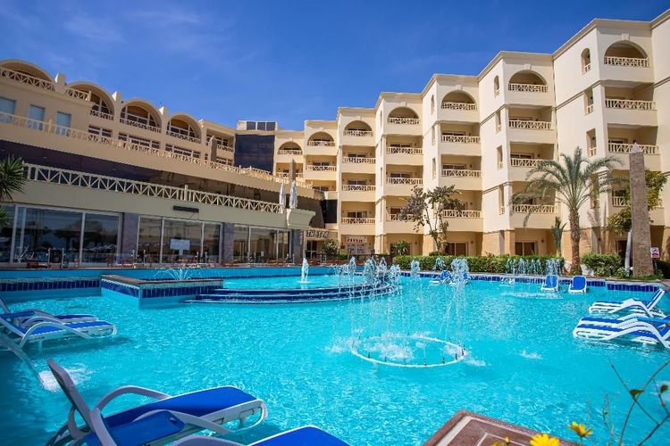AMC Royal Hotel & Spa er et Hotel med basseng i Hurghada