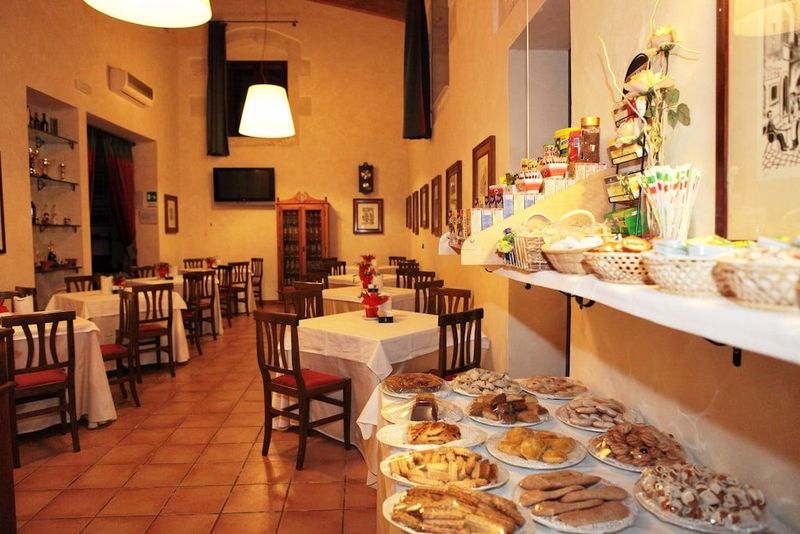 Hotel Il Barocco - Image 7