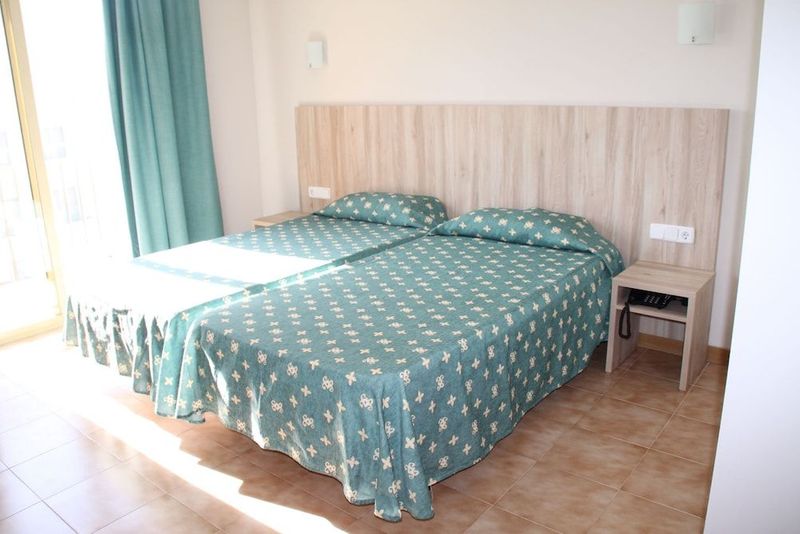 Hotel Iris - Image 3
