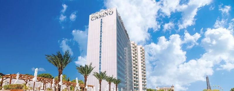 International Hotel Casino & Tower Suites - Image 3