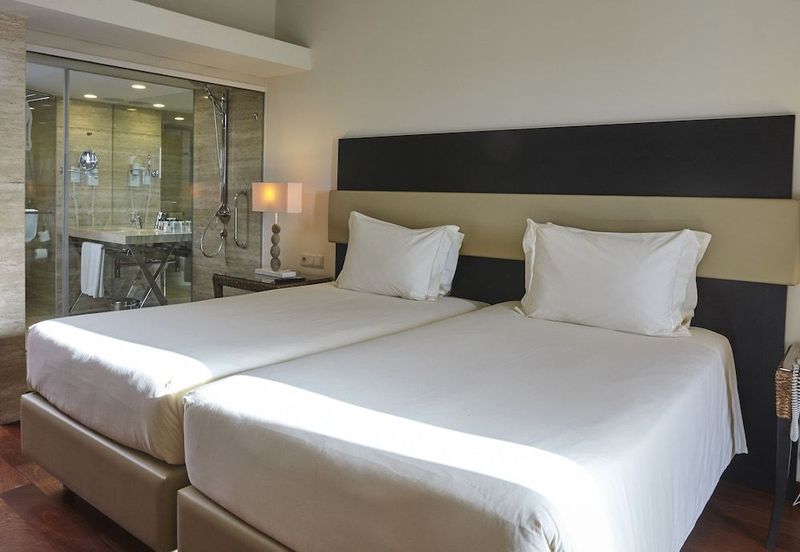 Crowne Plaza Vilamoura - Image 5