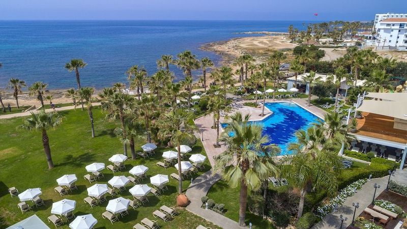 Aquamare Beach & Spa - Image 4